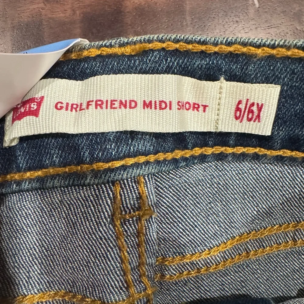 Kids Levi's‎ Dark Blue Denim Girlfriend Midi Shorts, Girls 6/6x NWT